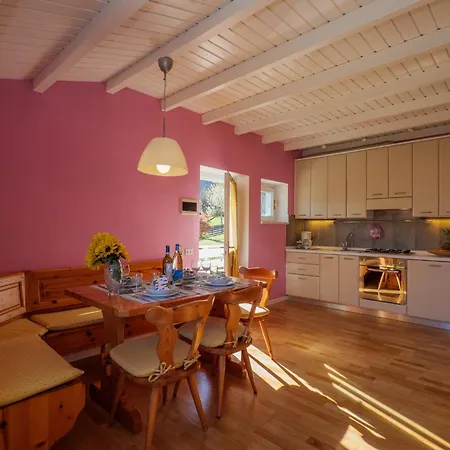 Casa Del Sole Colico